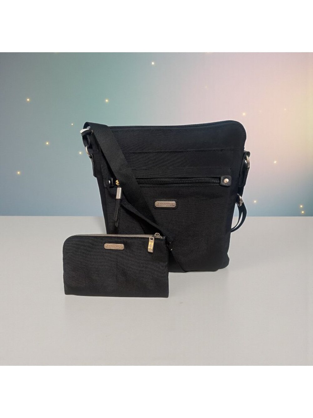 Baggallini Go Bag Black Poly Crossbody RFID wristlet Swing Pack Travel Bag
